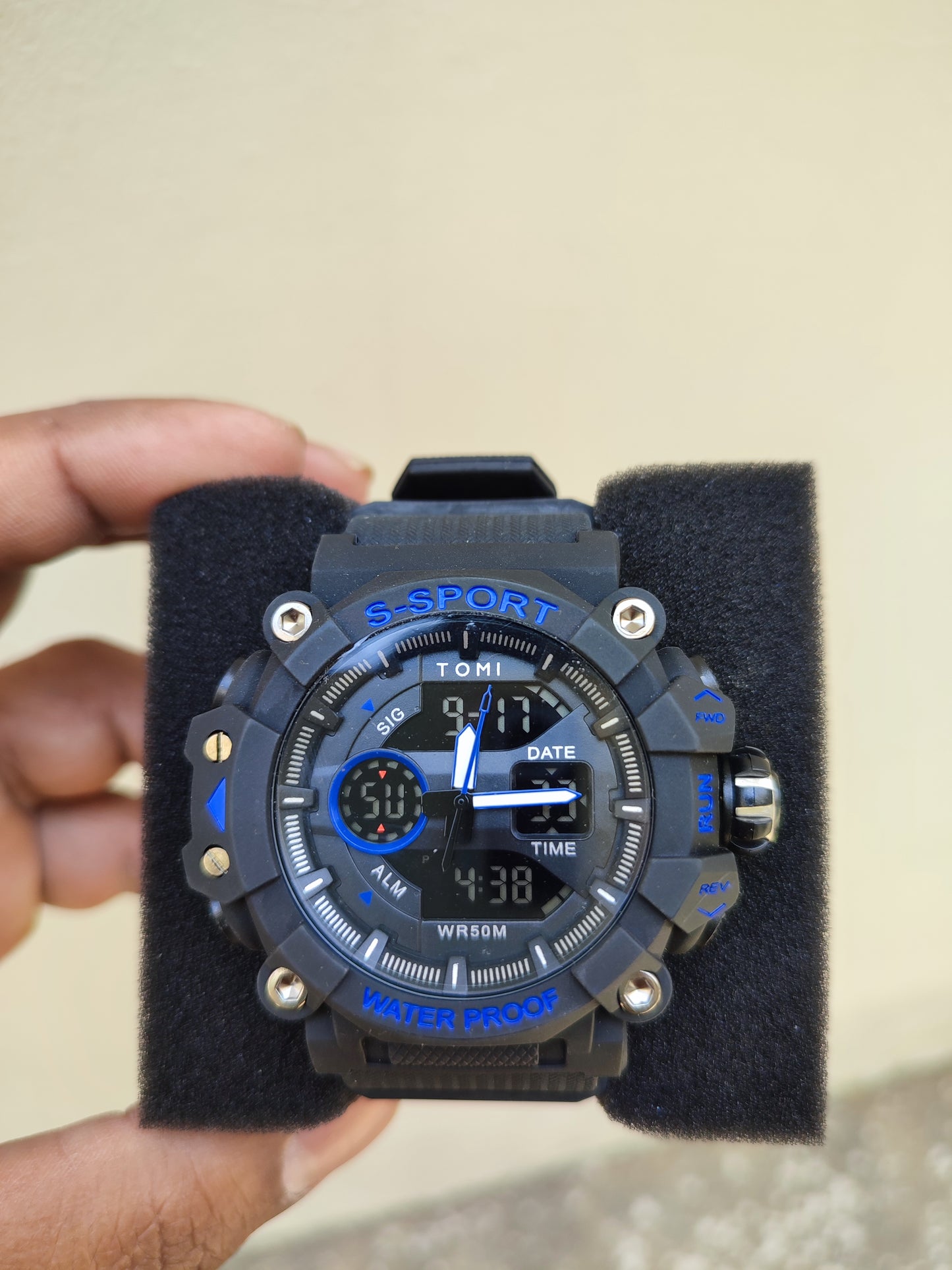 TOMI T-228 Men's Sports Watch Military Sports Watch
