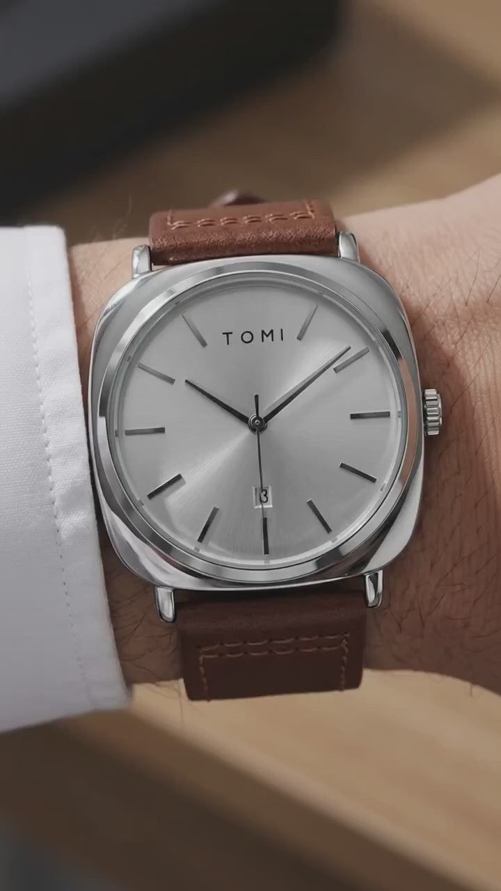 TOMI T-084 Men's Watch Quartz Date Leather Strap – Tomiwatches.pk